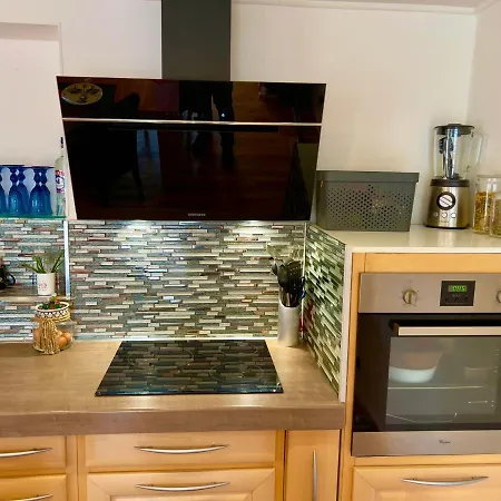 Villa Natval - 600 M2